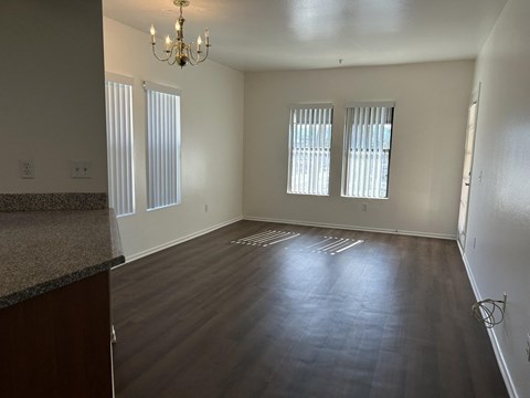 Heritage Park at Glendale living room