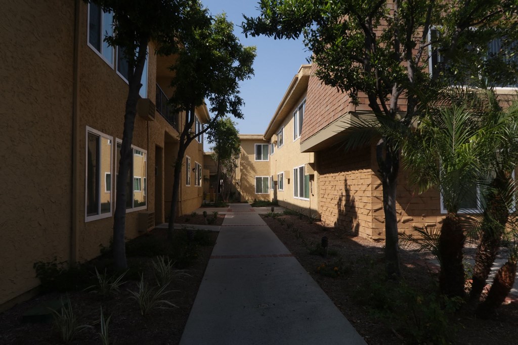 Heritage Park at Woodman walkway