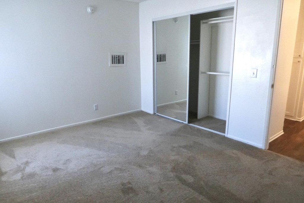 Heritage Park at Woodman- one bedroom unit 220 bedroom