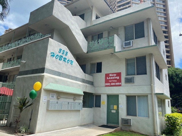 Hobron Apartments exterior building