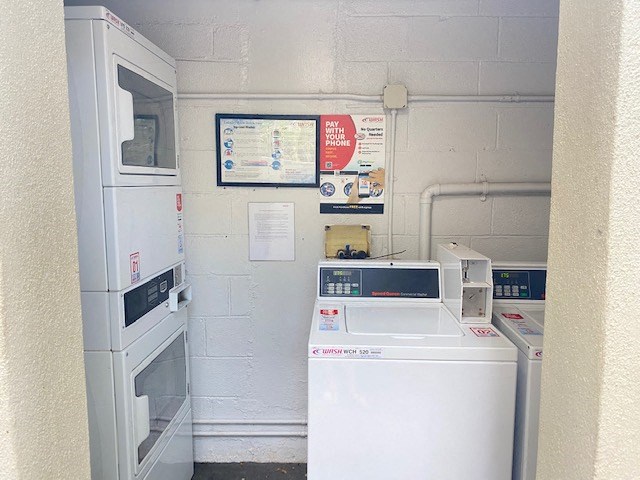 Hobron Apartments common laundry area 
