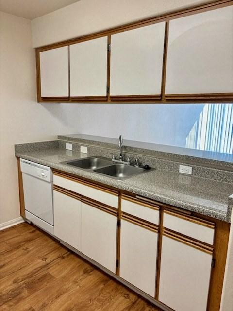 Park Stanton Place One Bedroom kitchen sink