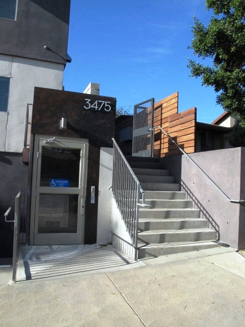 3475 Bentley exterior building entrance