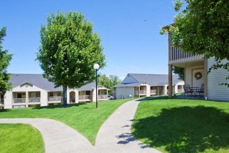 Englewood Garden Villas Exterior Grounds