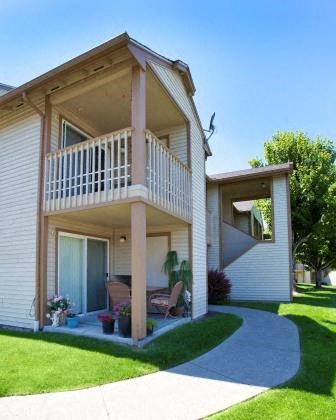 Englewood Garden Villas Exterior Grounds