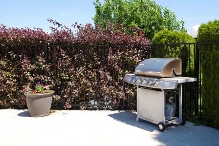 Englewood Garden Villas BBQ Grill  Area