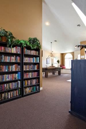 Englewood Garden Villas Lounge Englewood Garden Villas Lounge - Photo Gallery