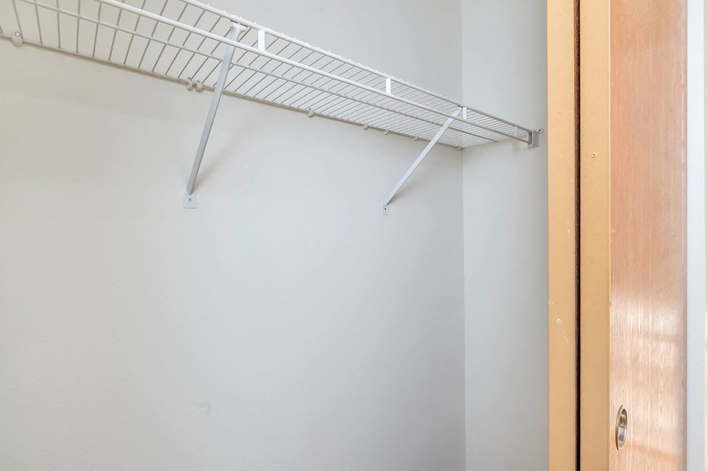 Courtside Apartments closet