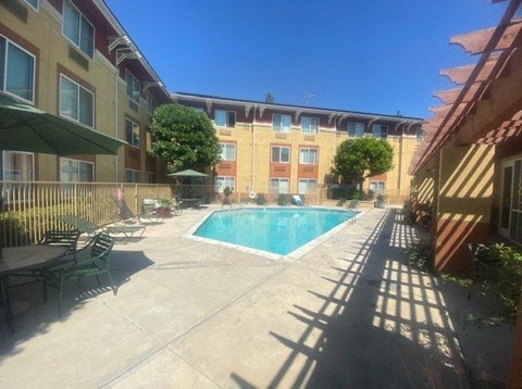 Irvine Inn pool