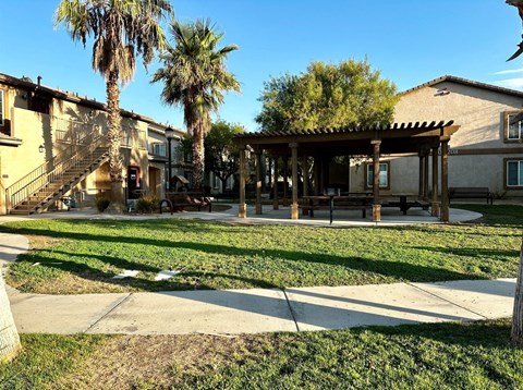 Lincoln Family courtyard