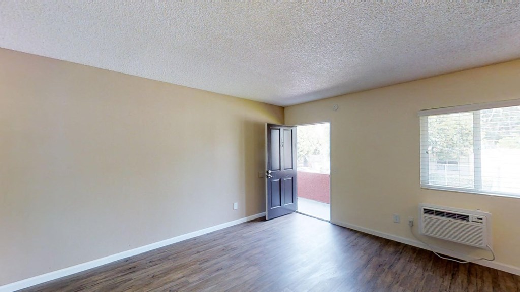 20830 Vintage Apartments living area