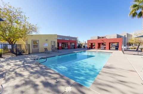 Los Pecos swimming pool