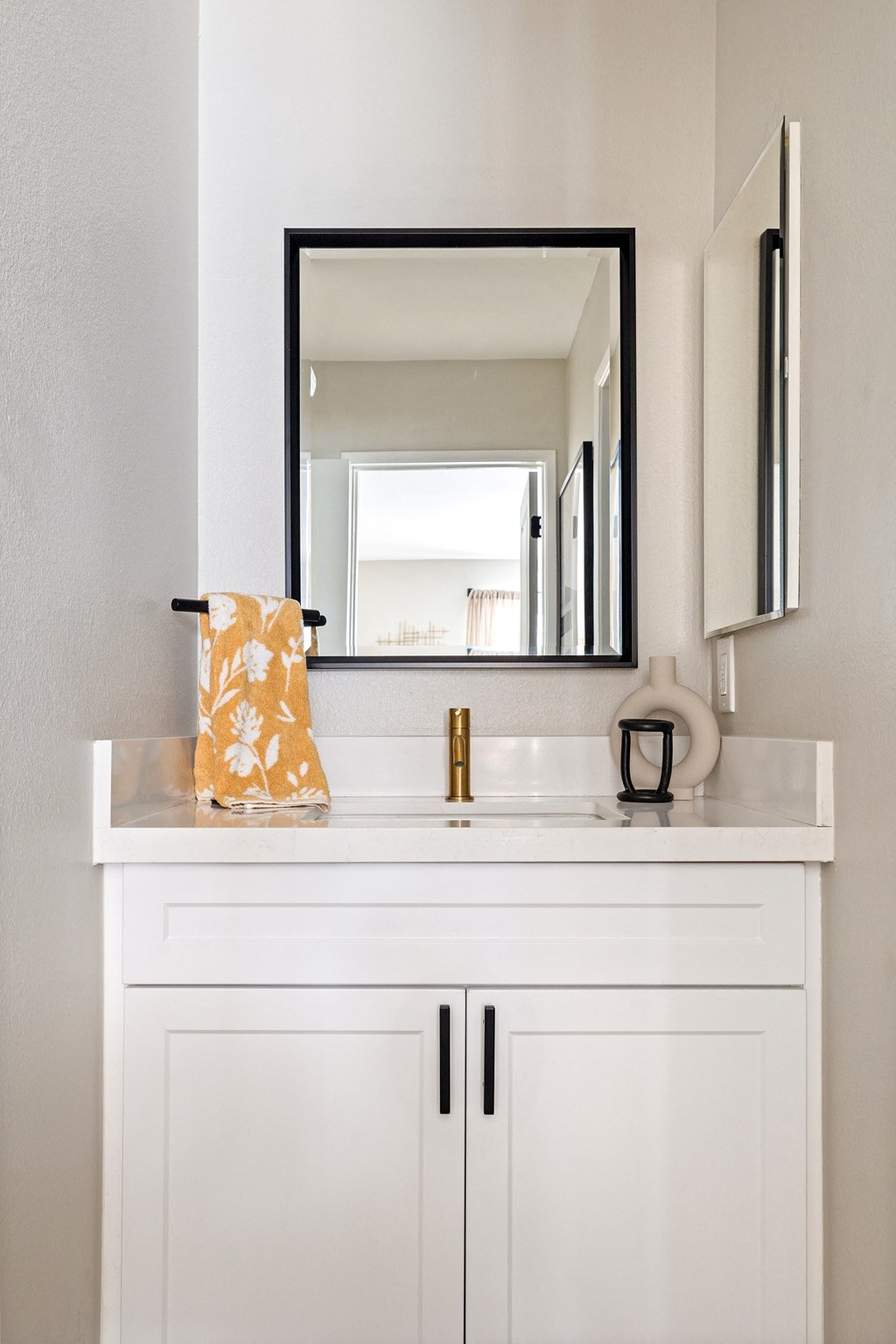 Lyric Apartments Bath Vanity