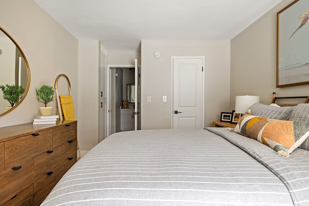 Lyric Apartments Bedroom Entry