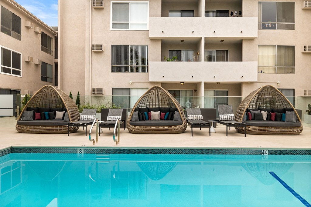 Lyric Apartments Pool Cabanas