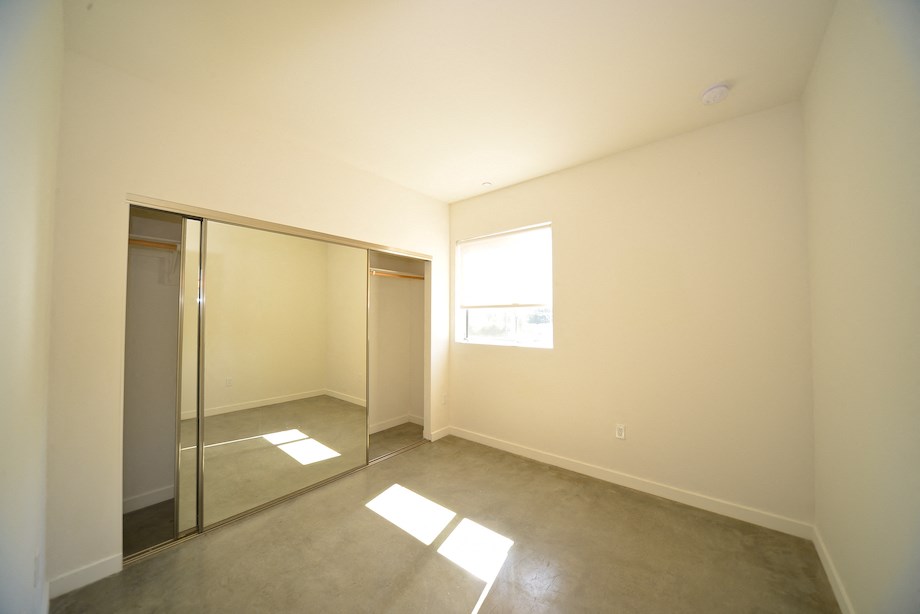 Mar Vista Lofts - Bedroom