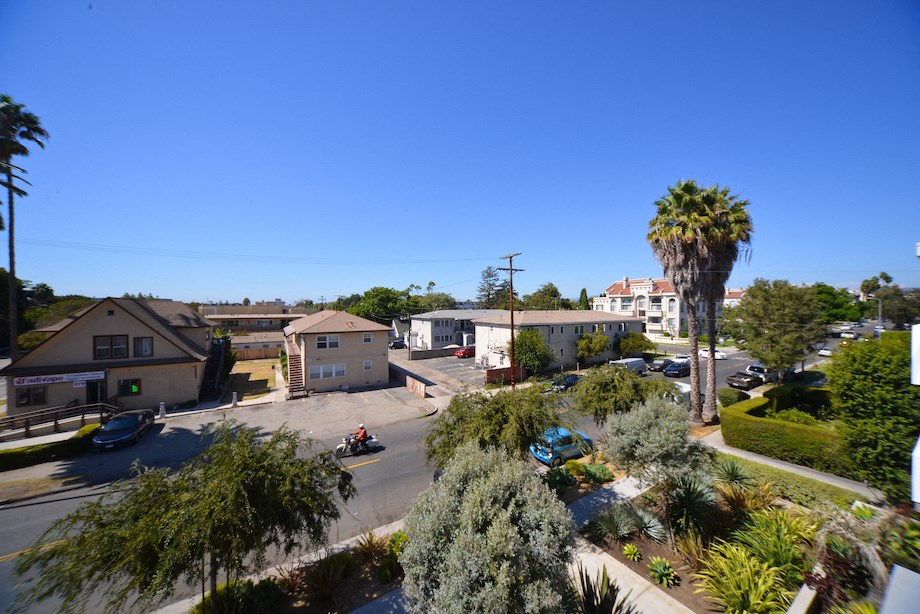 Mar Vista Lofts  Neighborhood