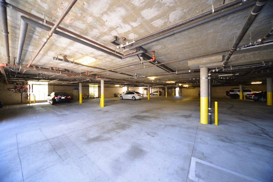 Mar Vista Lofts - Parking