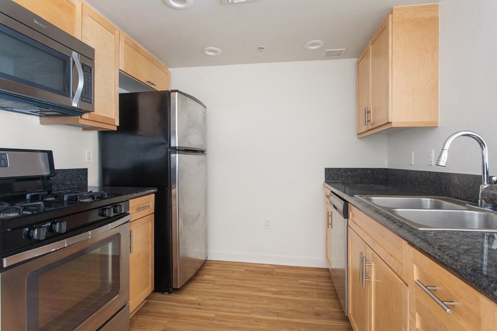 Mayfair Residences At Santa Monica Beach