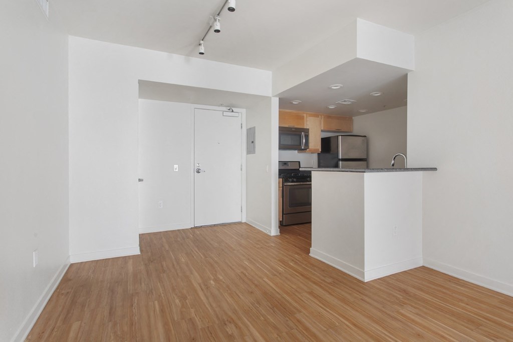 Mayfair Residences At Santa Monica Beach