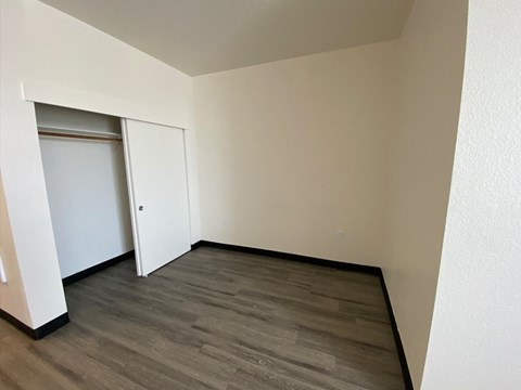 Miley Gardens flooring