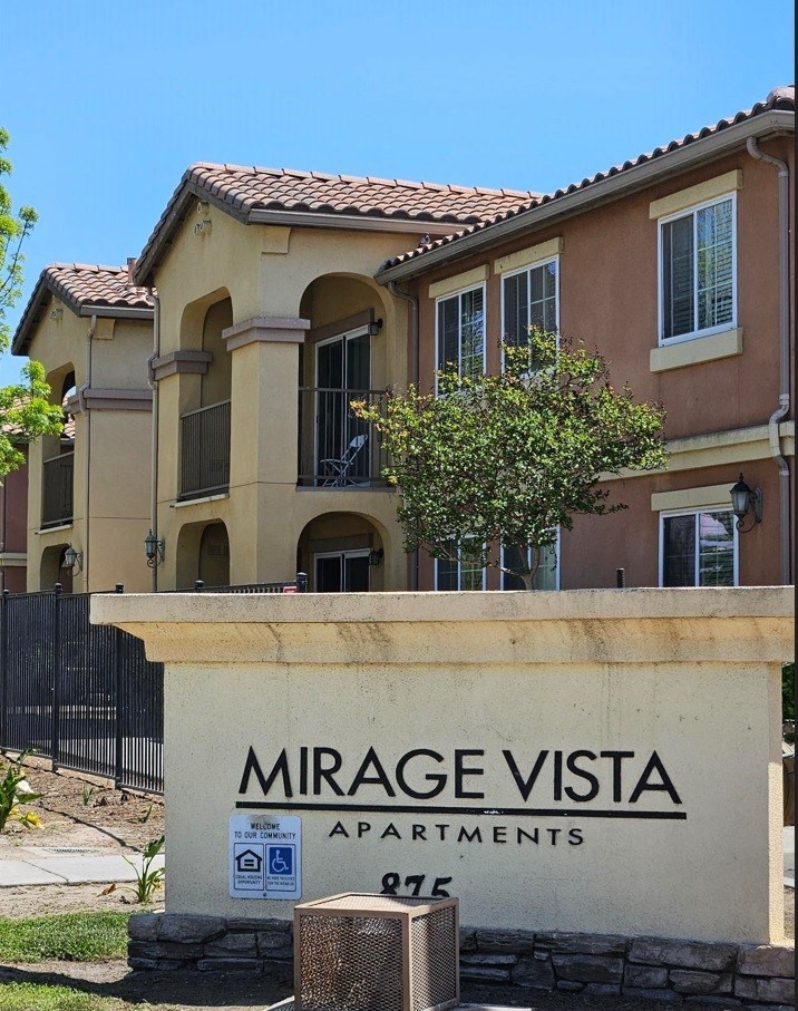 Mirage Vista signage
