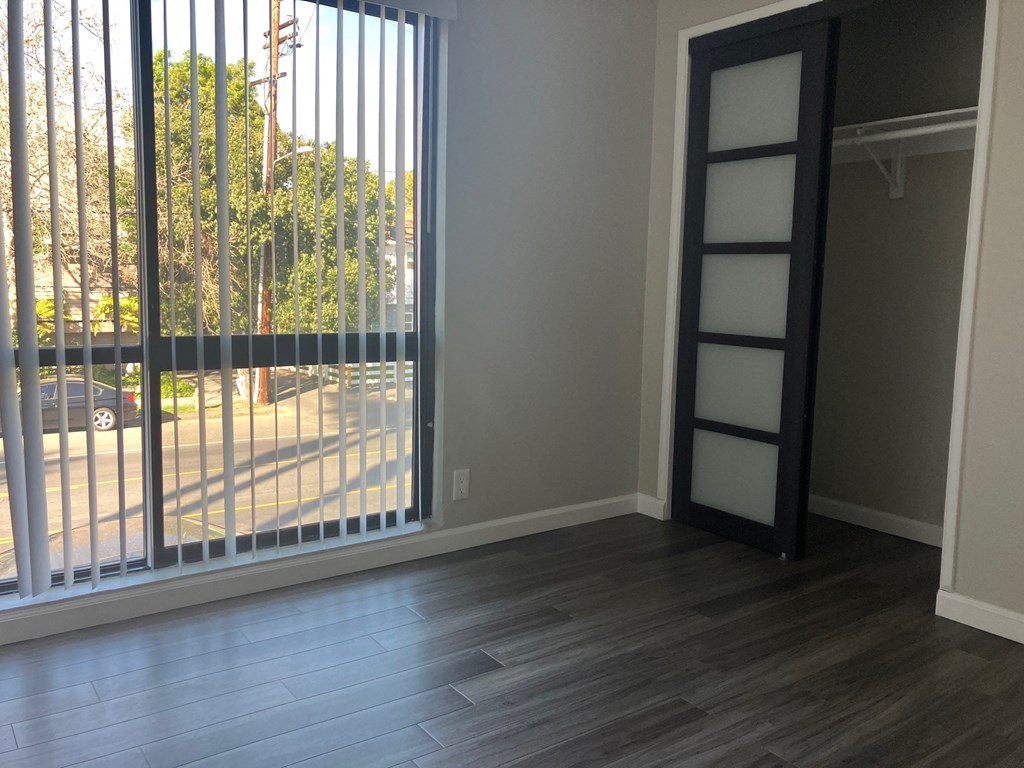 One bedroom apartment for rent in Sherman Oaks