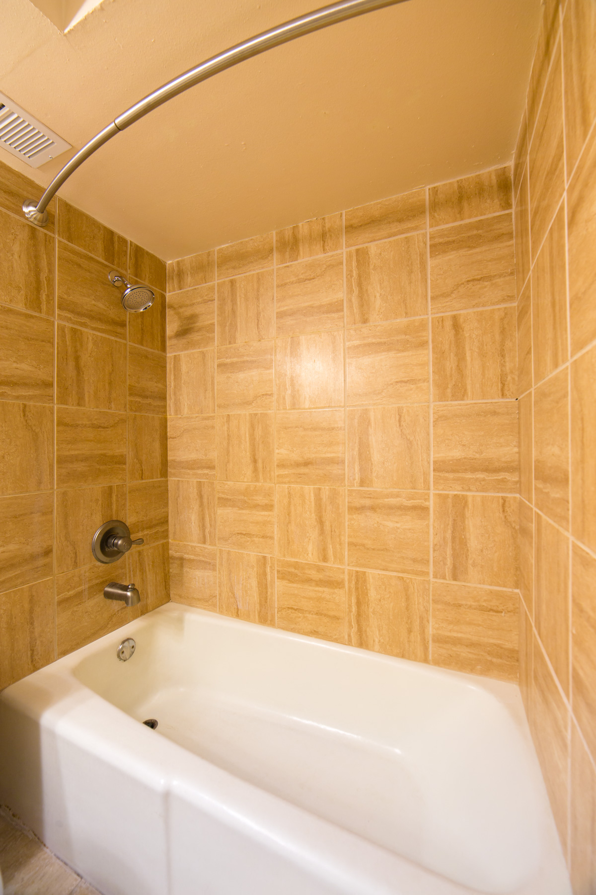 Napili Towers bathroom tub shower