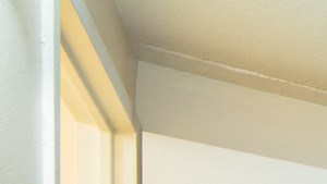 Napili Towers bedroom with mirror doored closet Napili Towers bedroom with mirror doored closet - Photo Gallery