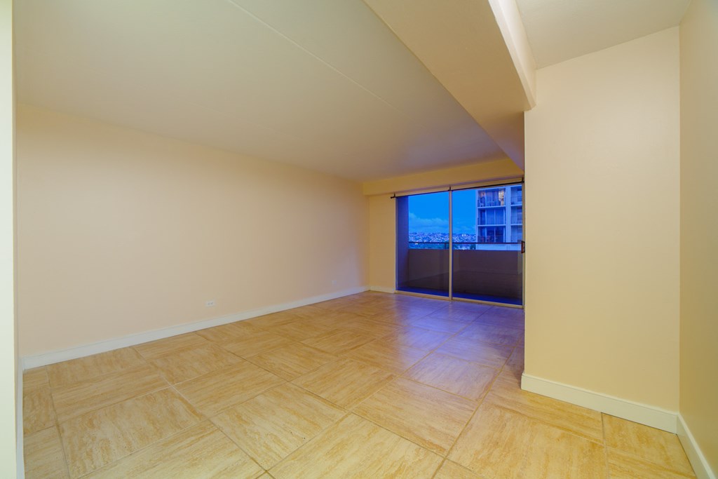 Napili Towers living area