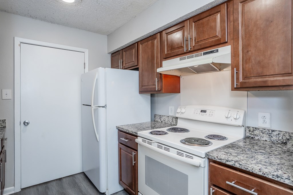 Oak Tree Village Kitchen (1 bedroom)