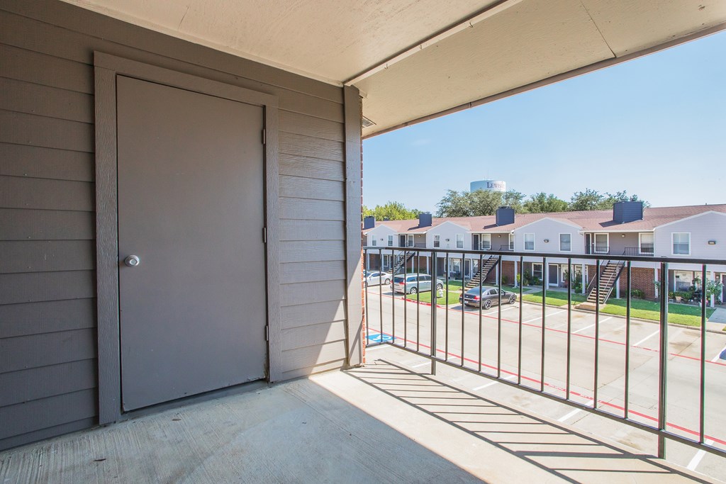 Oak Tree Village Balcony