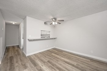Perigee Apartments 2 Bedroom - dining area Perigee Apartments 2 Bedroom - dining area - Photo Gallery 6