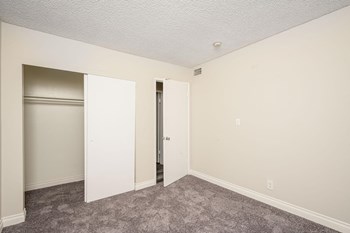 Perigee Apartments 2 Bedroom - bedroom and closet Perigee Apartments 2 Bedroom - bedroom and closet - Photo Gallery 4