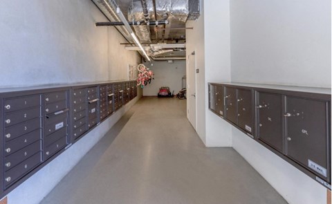 Pacific Pointe mailboxes