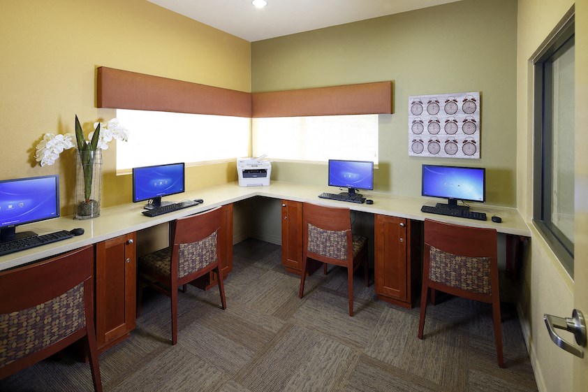 Park Place - Business Center