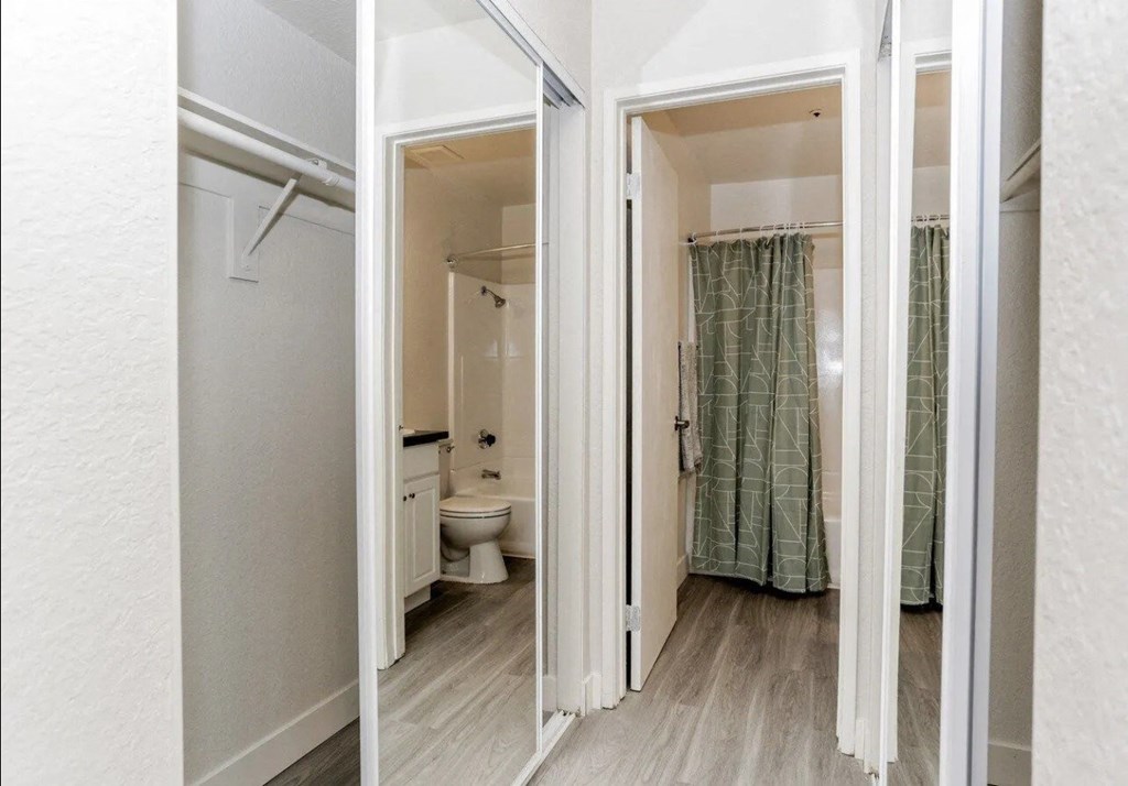 Park Tower bedroom hallway