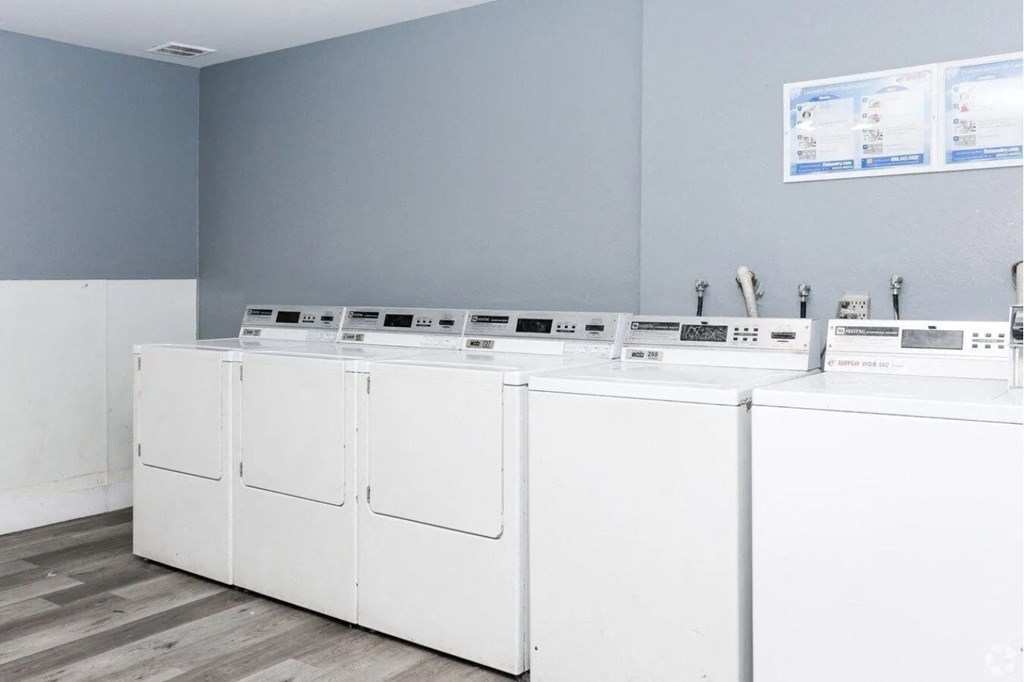 Park Tower laundry room