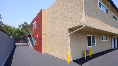 20830 Vintage Apartments parking entry