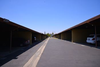 Tierra Del Sol parking area