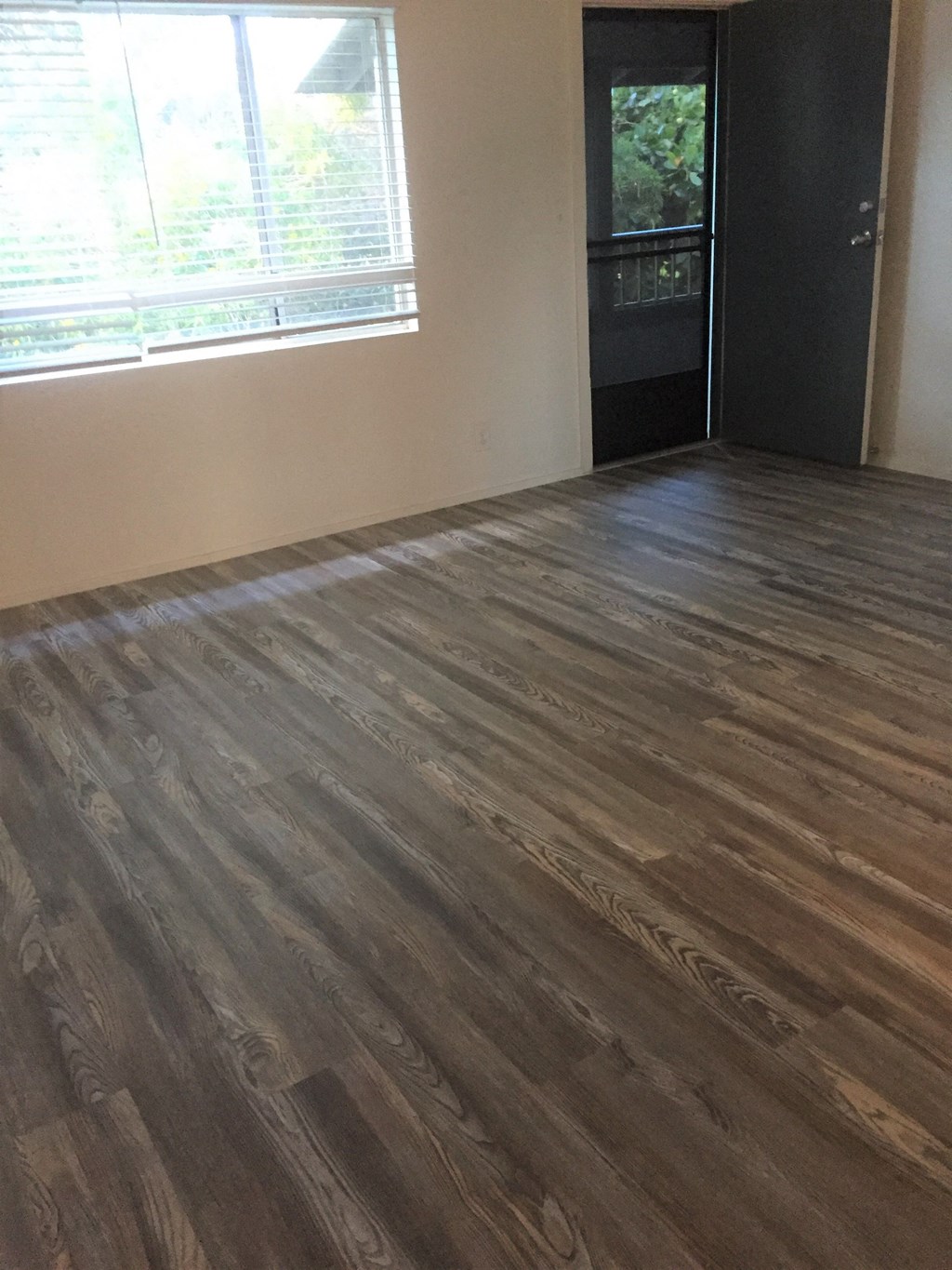 Cambridge Park Apartments and Cluster Park Apartments bedroom