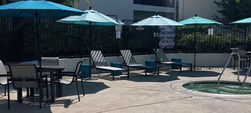Plaza at Canoga Park Spa Plaza at Canoga Park Spa - Photo Gallery
