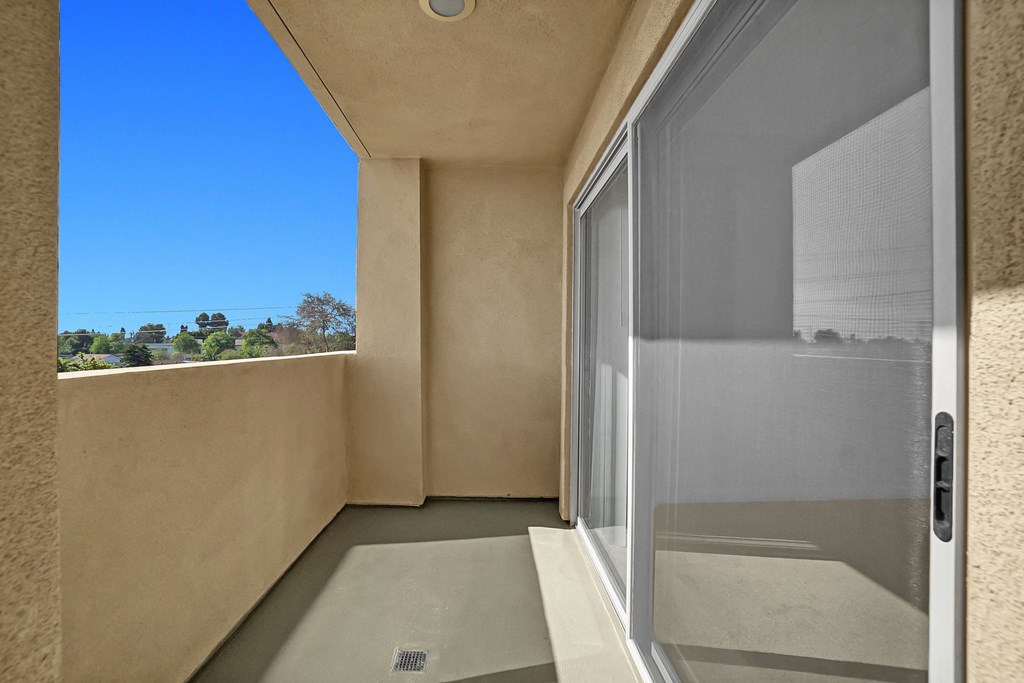 The Plaza On California