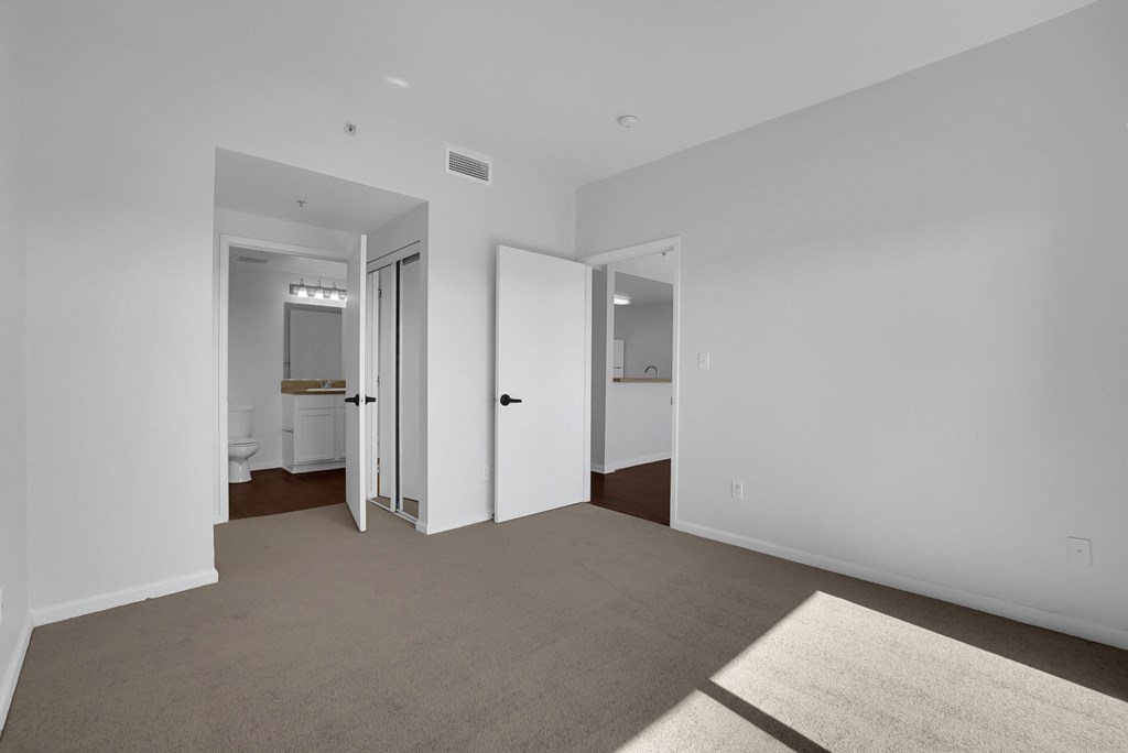 The Plaza On California