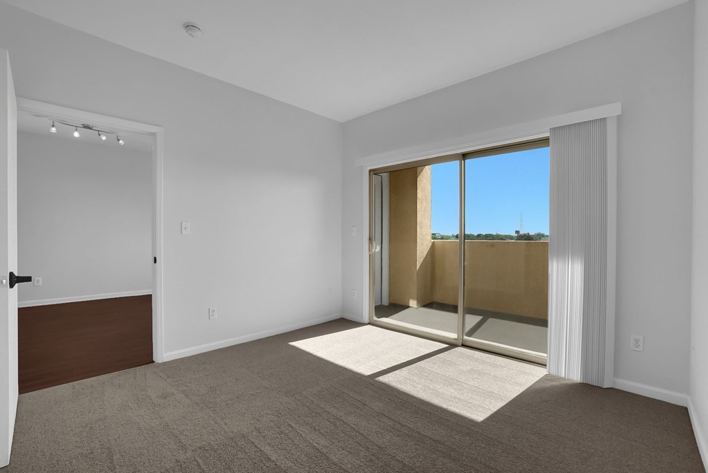 The Plaza On California