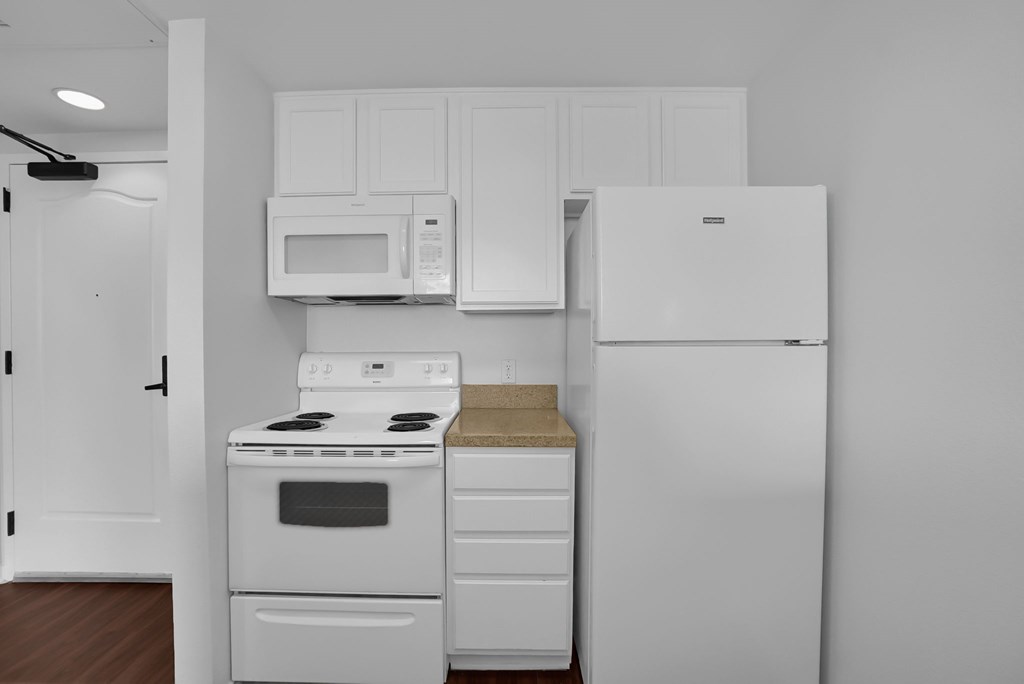 The Plaza On California