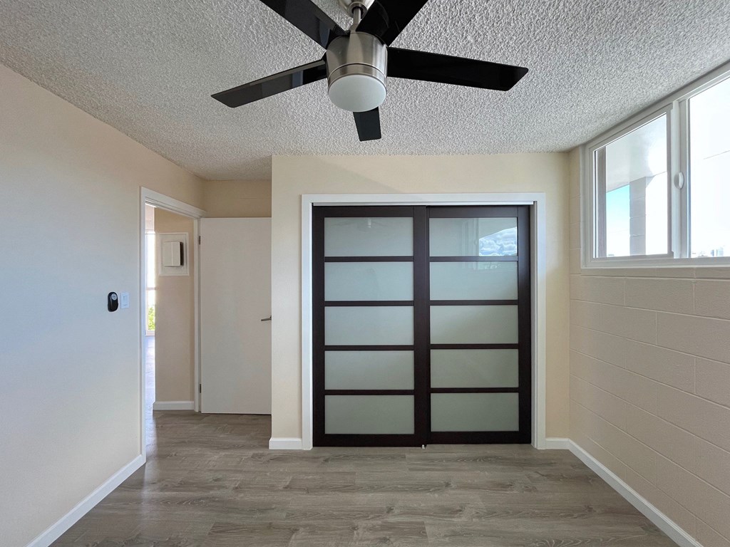 Punahou Heights Bedroom Interior with Closet