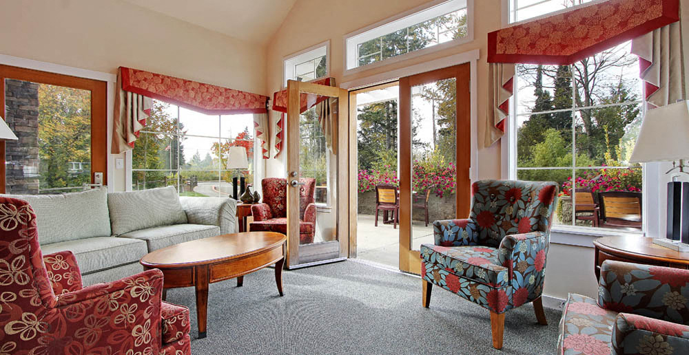 Radcliffe Place Apartments living area