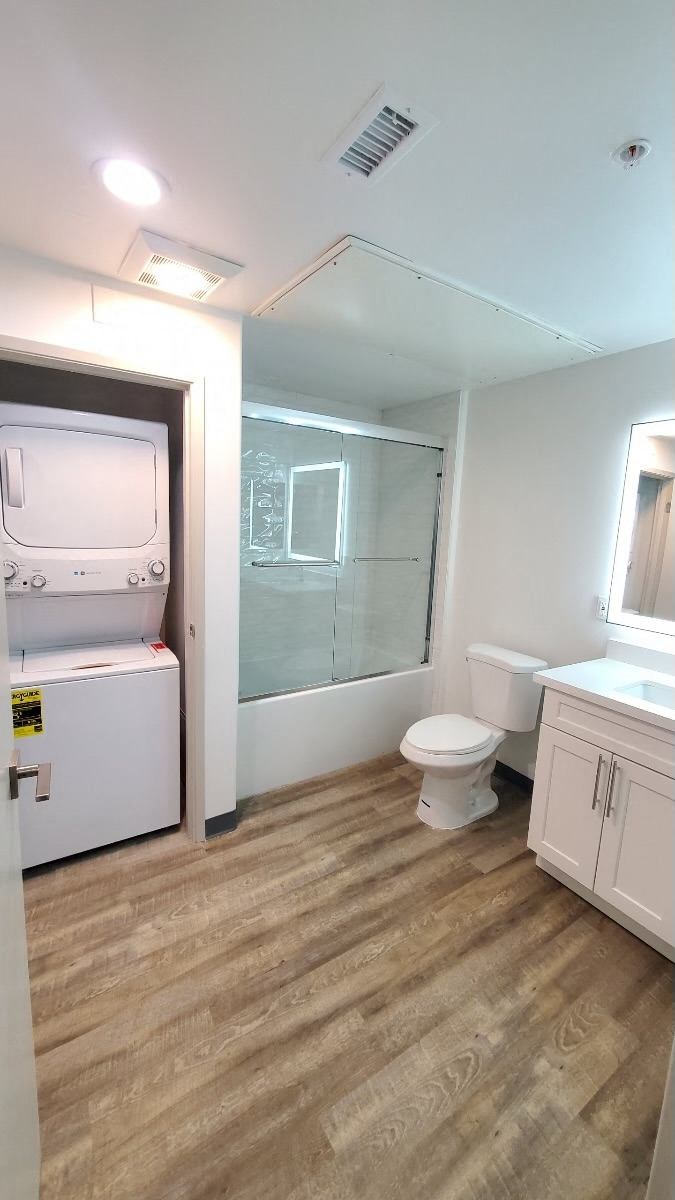 Vista Paradiso one bedroom bathroom