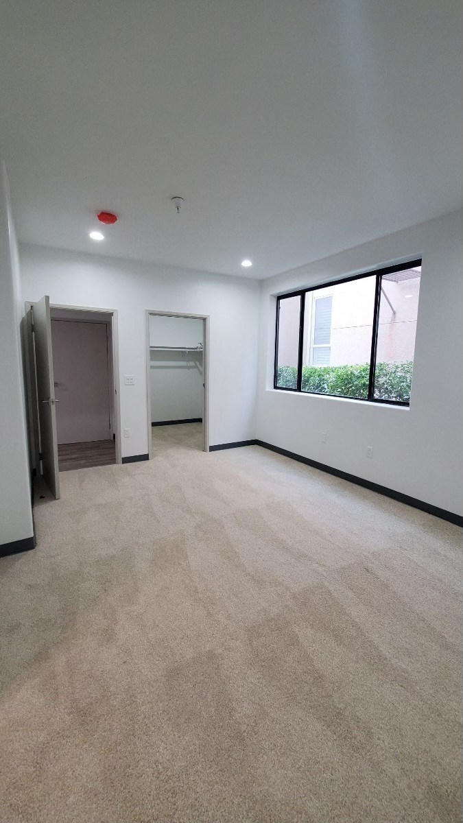 Vista Paradiso one bedroom room